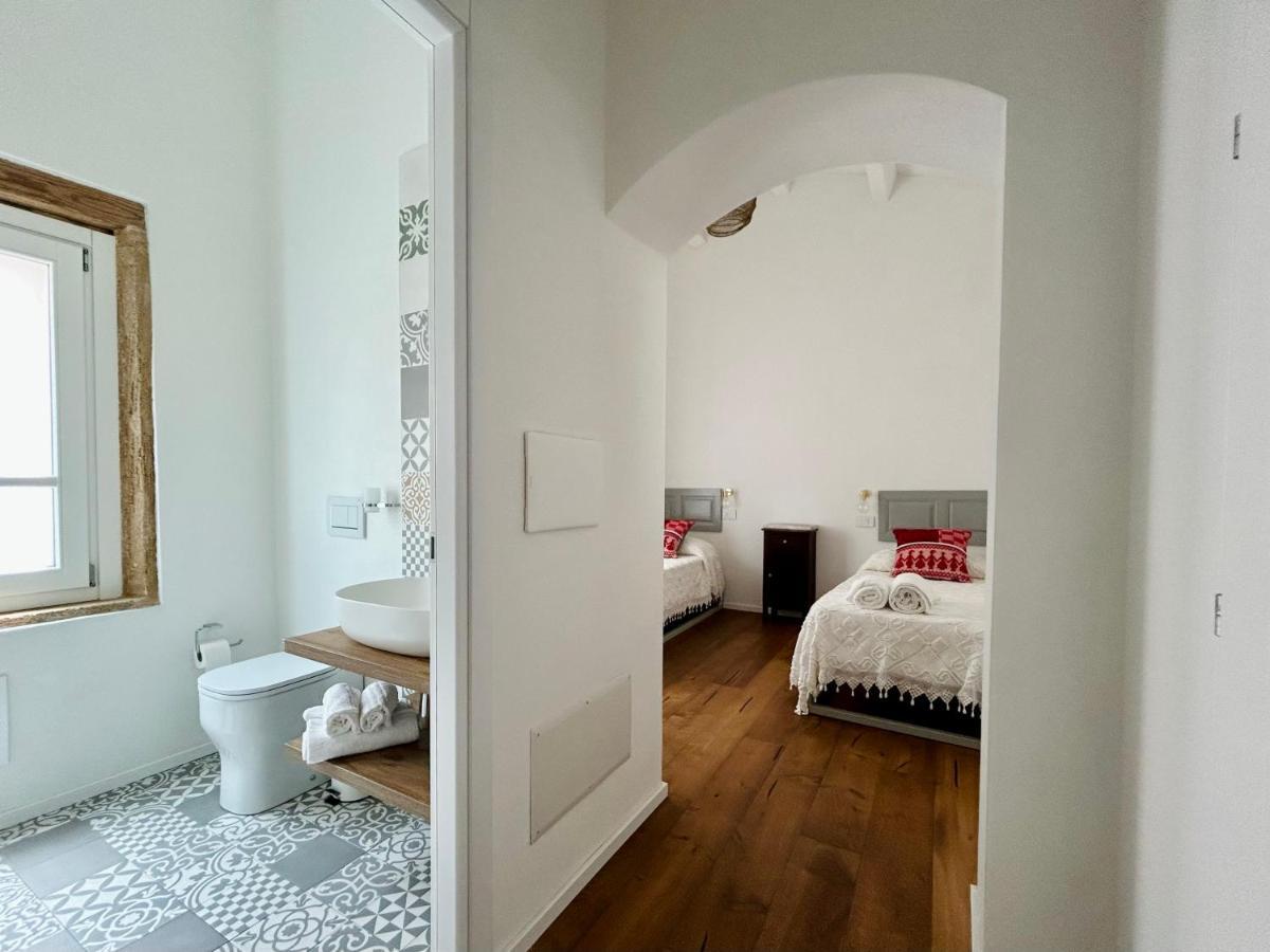 Palazzo Ma.Ri.Lu. Hotel Càbras Екстериор снимка