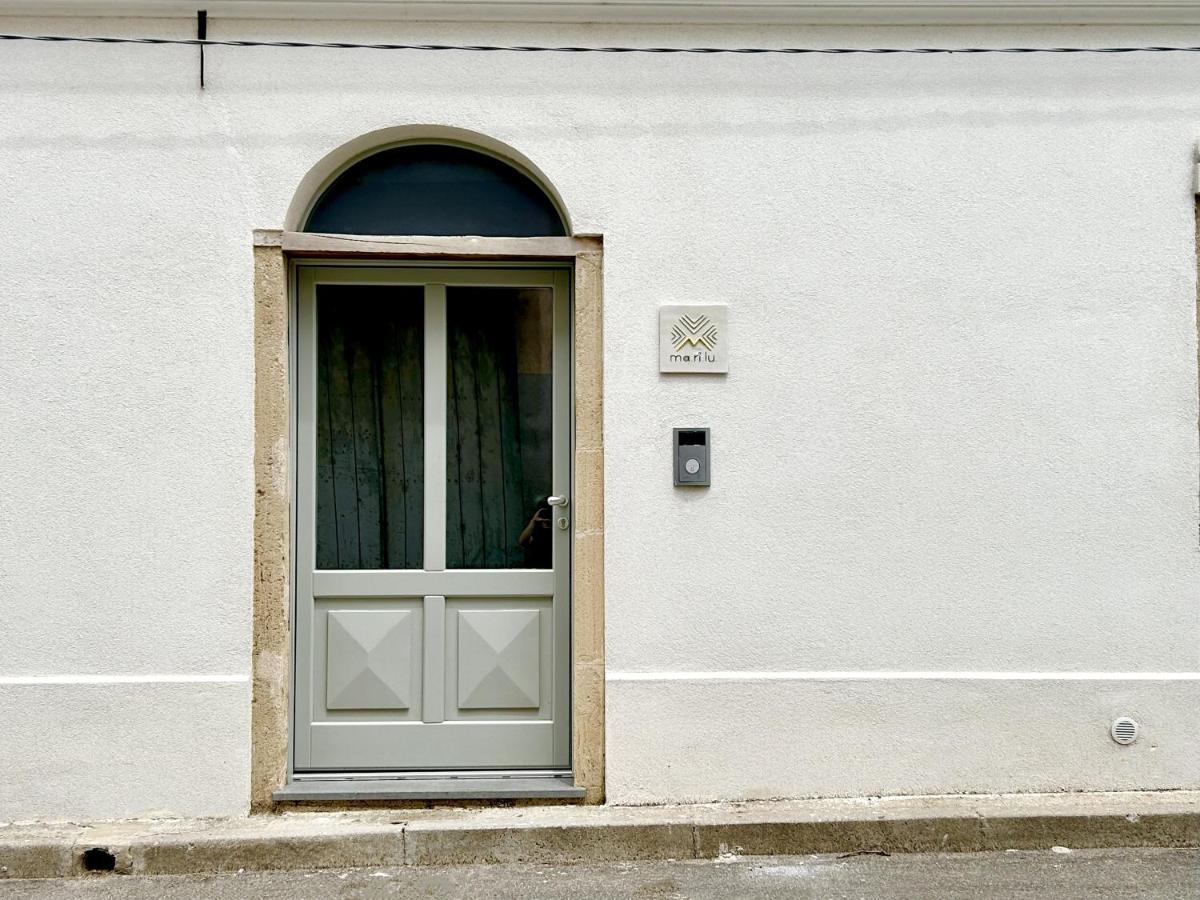 Palazzo Ma.Ri.Lu. Hotel Càbras Екстериор снимка